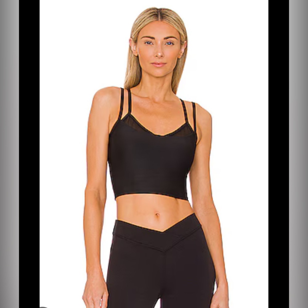 NWT Alo Airlift Double Check Bra Tank - Sold Out Online Everywhere - Size M